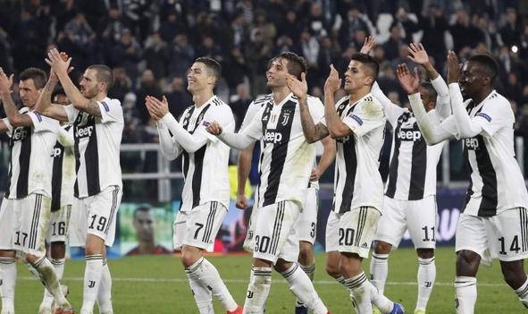  巴黎圣日耳曼客场逆转击败里昂，积分榜领跑优势扩大  