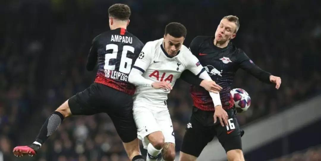  法兰克福客场遭遇重创不敌莱比锡红牛  